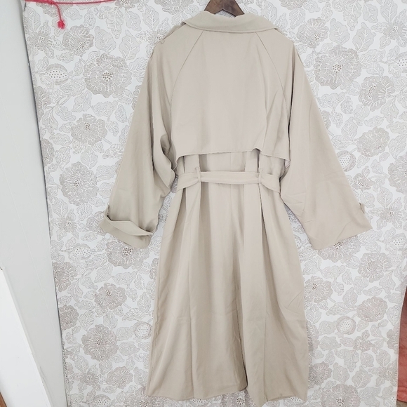 NWT Meshki Andreas oversize Trench Coat Women's XXL Beige - Picture 2 of 9
